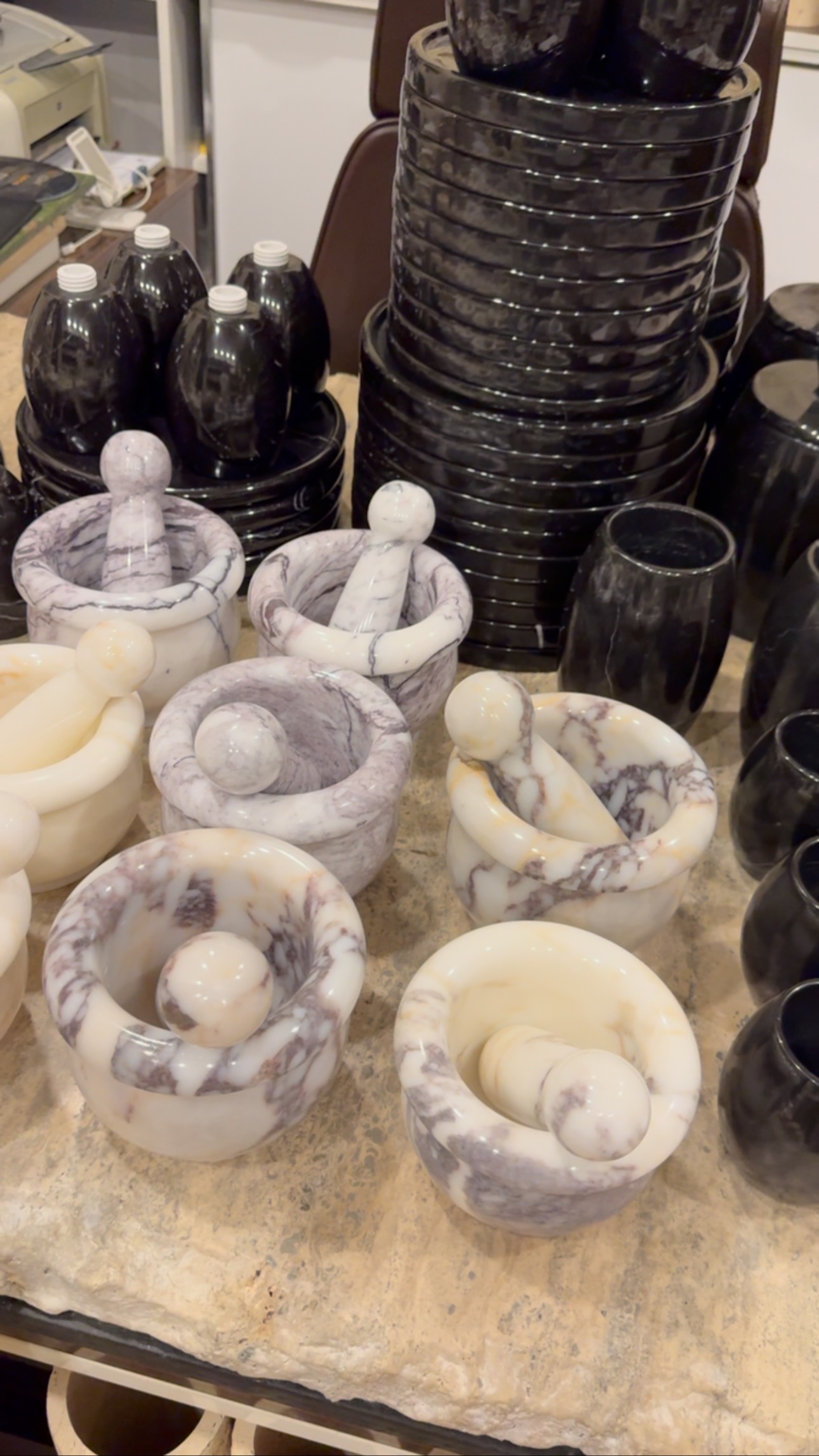Polen Stone Design Showcases Natural Stone Elegance and Craftsmanship