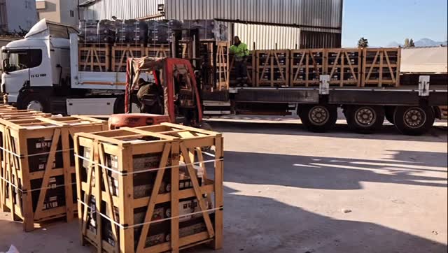 Stone Delivery Service Faces Challenges Amidst Rising Demand