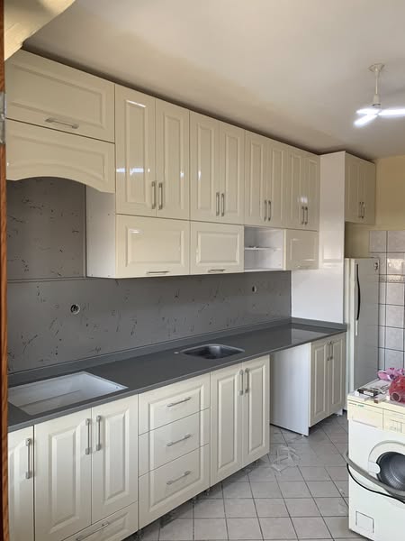 Yıldız Mermer Delivers Stone Countertops and Wall Cladding to Client